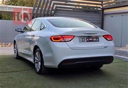 Chrysler 200